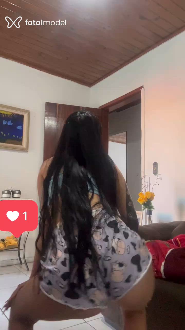 Acompanhante mulher morena (o) de olhos castanhos - Nicoli
