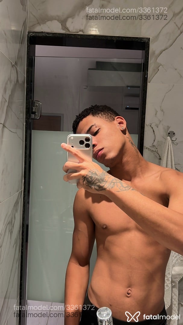 Acompanhante homem morena (o) de olhos castanhos em Recife - Rhael