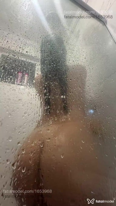 Acompanhante mulher trans com cabelo castanho de olhos castanhos em Cabo Frio Acompanhante mulher trans com cabelo castanho de olhos castanhos em Cabo Frio - Rebecca