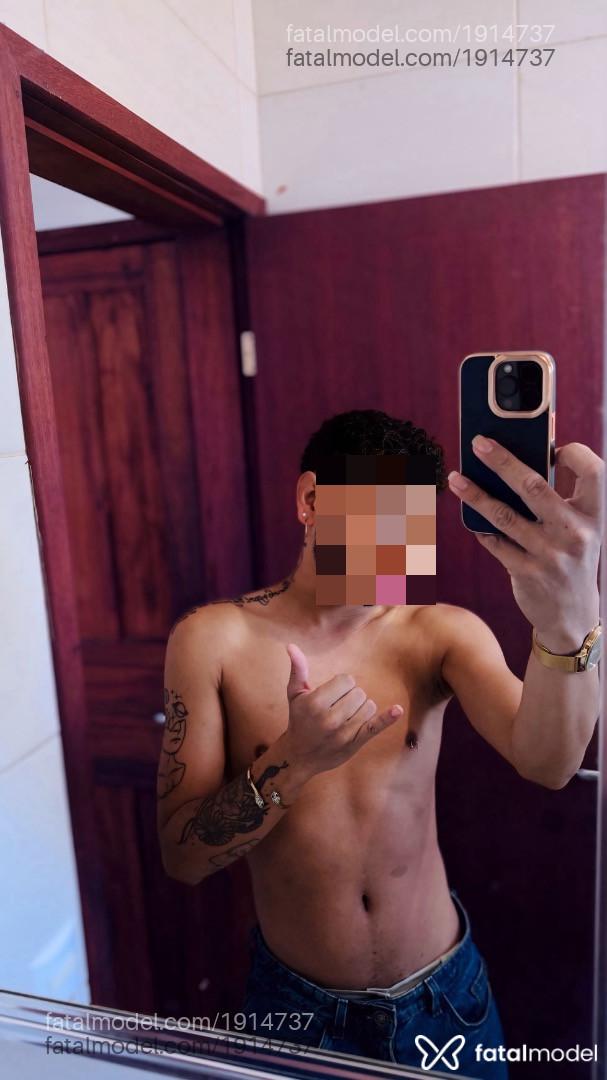 Acompanhante mulher trans morena (o) de olhos castanhos em Palhoça - Otávio Júnior