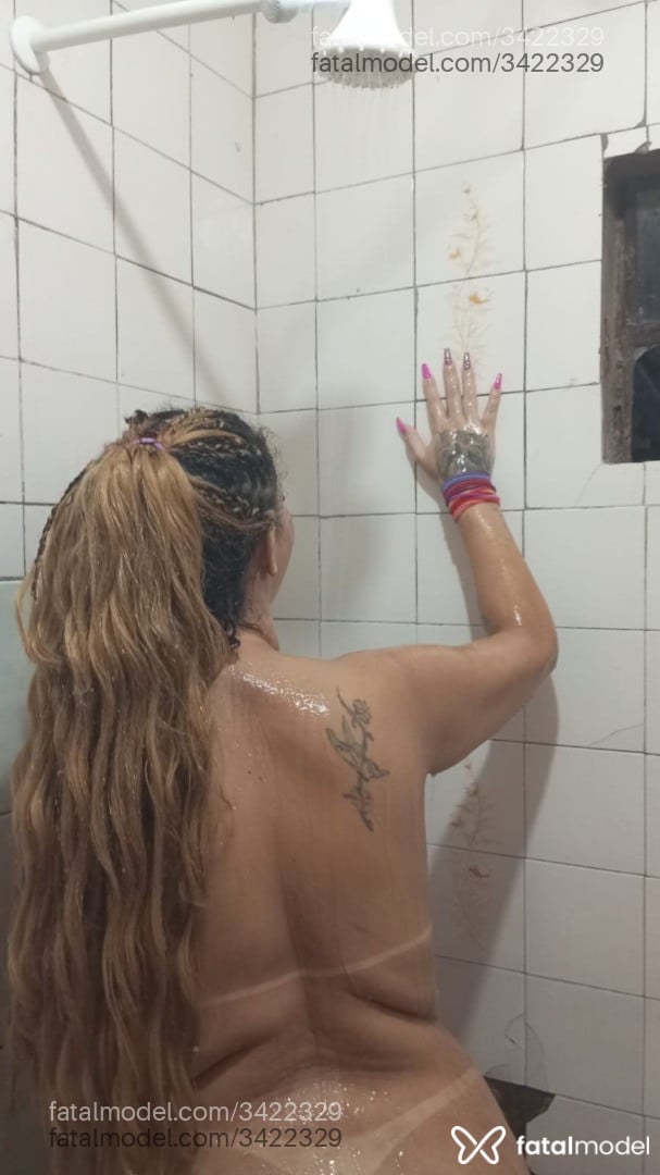 Acompanhante mulher loira (o) de olhos mel em Carazinho Acompanhante mulher loira (o) de olhos mel em Carazinho - Shayanne