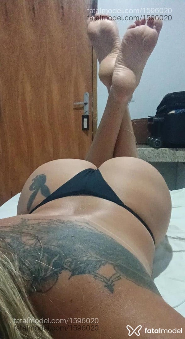 Acompanhante mulher loira (o) de olhos castanhos em Minaçu - Cintia Souza