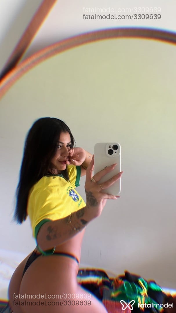 Acompanhante mulher morena (o) de olhos castanhos em Barreirinhas - Yasmim Alves