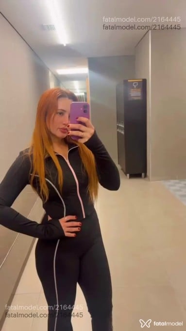 Acompanhante mulher ruiva (o) de olhos castanhos em Santo André - Leticia Nobre