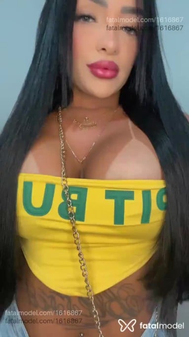Acompanhante mulher morena (o) de olhos cinza em Aracati Acompanhante mulher morena (o) de olhos cinza em Aracati - LARA LOPES