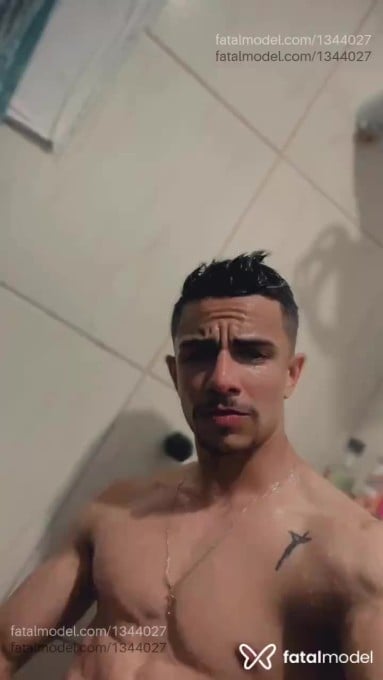 Acompanhante homem morena (o) de olhos castanhos - Gabriel Acompanhante homem morena (o) de olhos castanhos - Gabriel