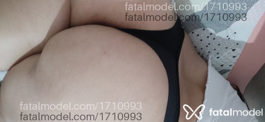 Acompanhante mulher ruiva (o) de olhos castanhos em Mineiros - Pekena