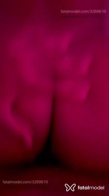Acompanhante mulher morena (o) de olhos castanhos - Giovanna