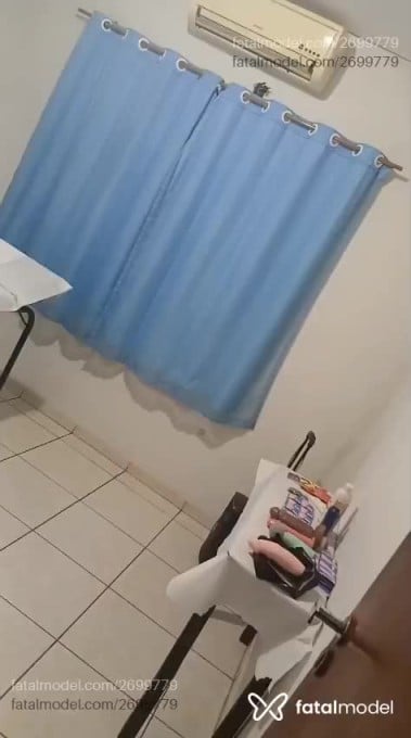 Acompanhante mulher ruiva (o) de olhos castanhos em Dourados - Mayra