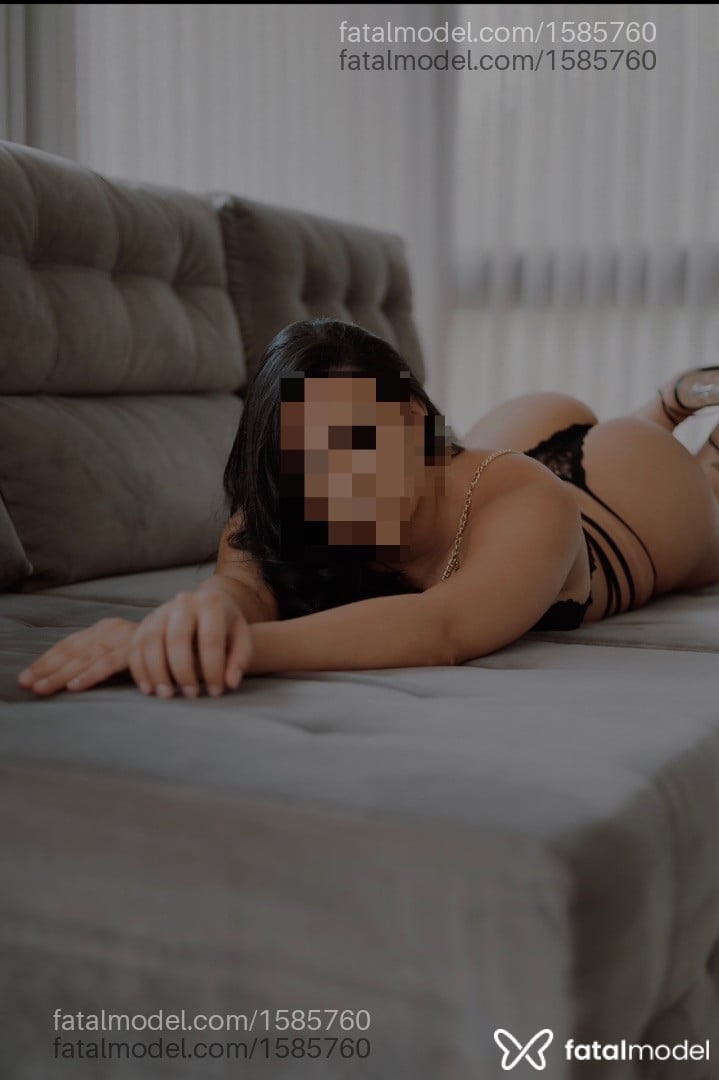 Acompanhante mulher morena (o) de olhos castanhos em Cuiabá - Héven Sofia