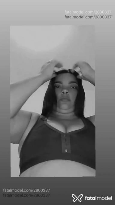Acompanhante mulher com cabelo castanho de olhos castanhos em Campos de Júlio Acompanhante mulher com cabelo castanho de olhos castanhos em Campos de Júlio - Lorylyly