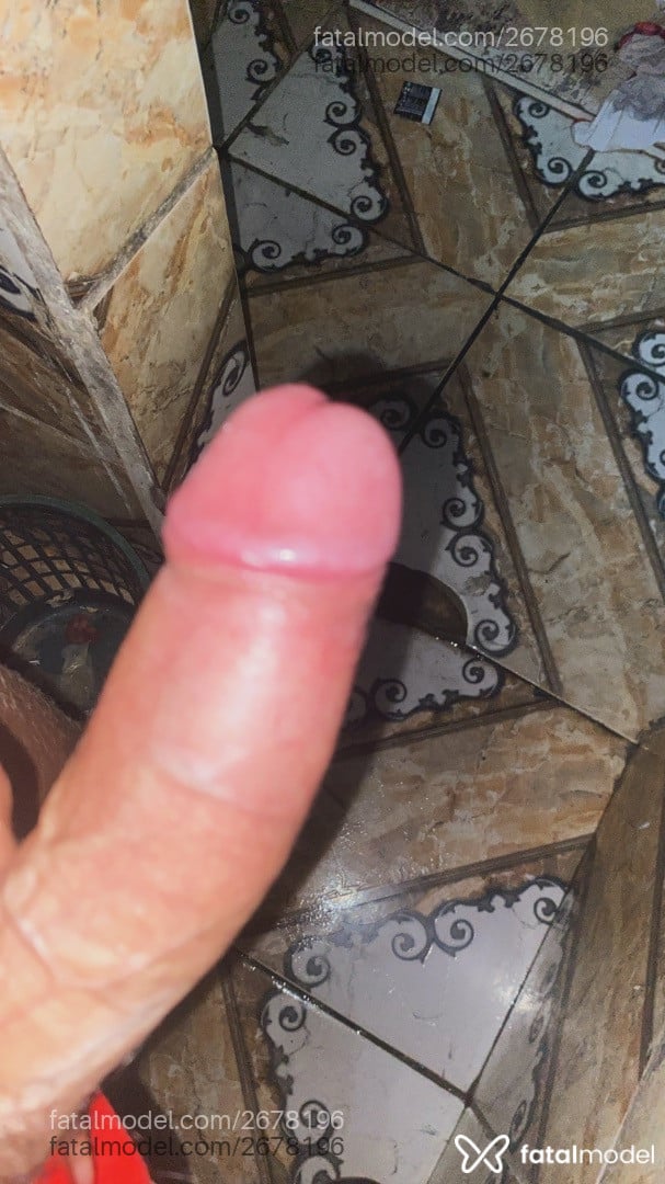 Acompanhante mulher trans morena (o) de olhos castanhos em Araxá - Petra