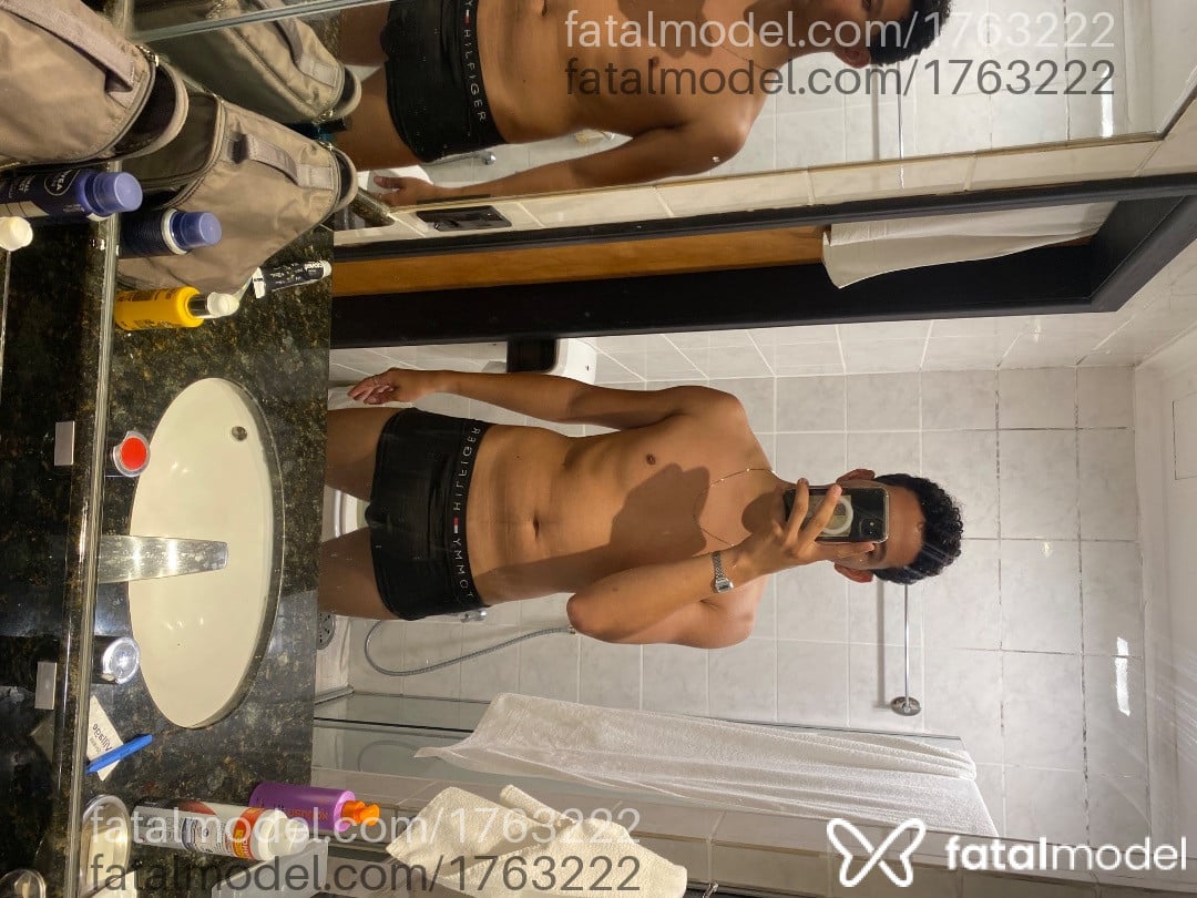 Acompanhante homem morena (o) de olhos pretos em Belo Horizonte - Gabriel Souza