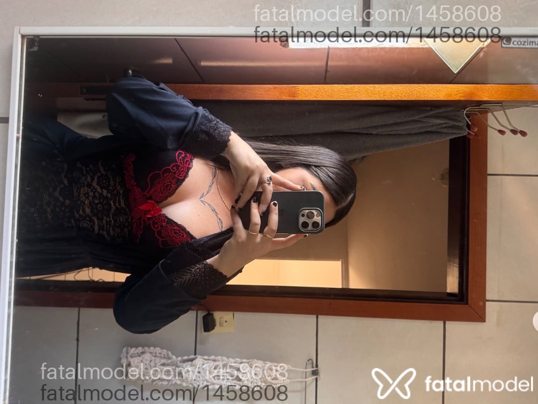 Acompanhante mulher morena (o) de olhos castanhos em Três Lagoas - Liz Santos