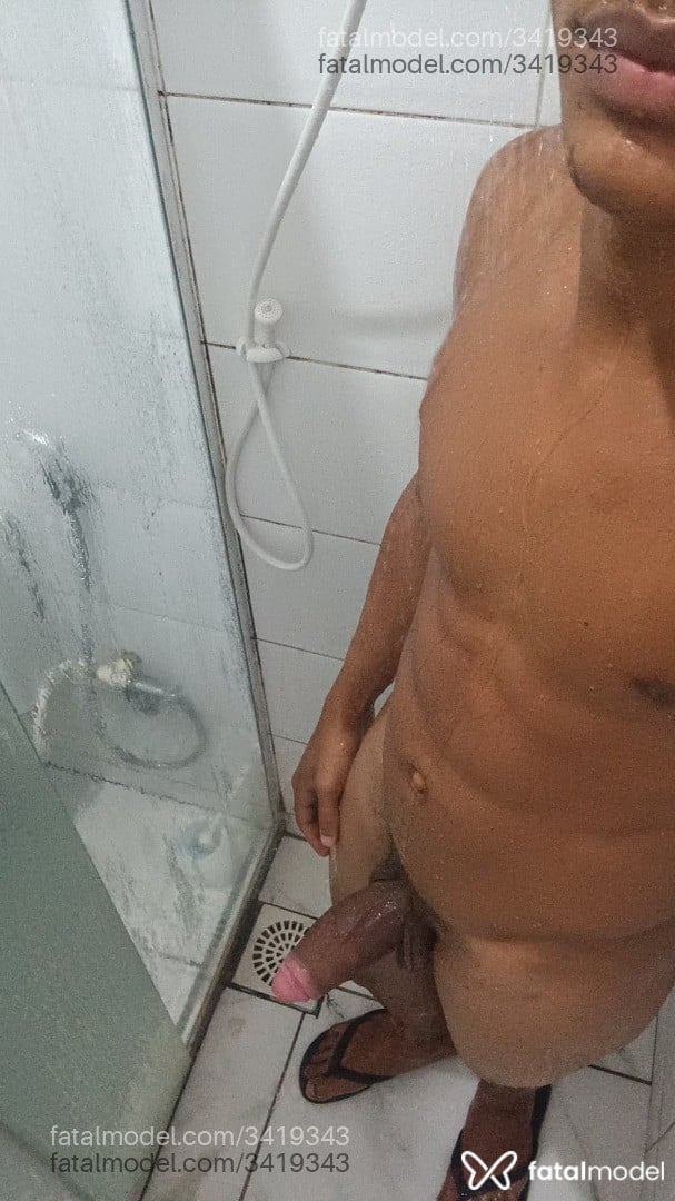 Acompanhante homem morena (o) de olhos castanhos em Virtual - Davii