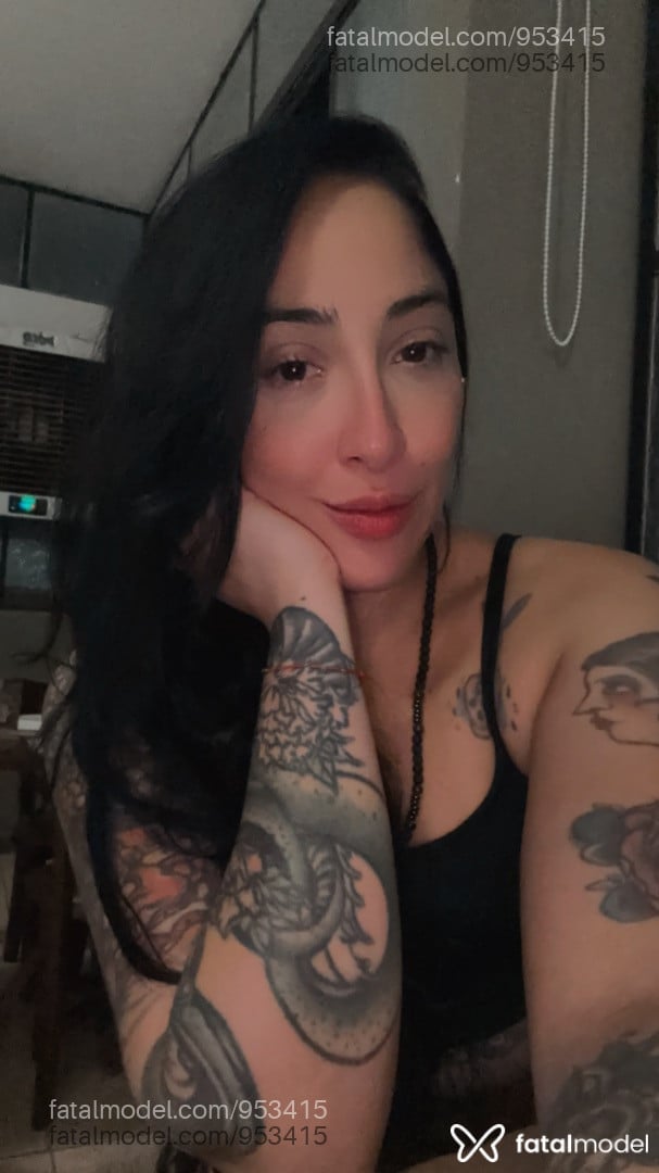 Acompanhante mulher morena (o) de olhos castanhos em Uberaba Acompanhante mulher morena (o) de olhos castanhos em Uberaba - Paola
