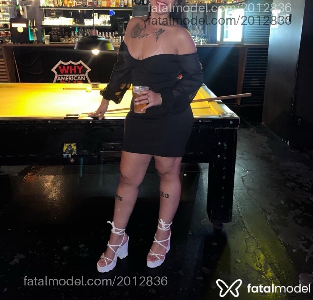 Acompanhante mulher morena (o) de olhos castanhos - Polly Bkt