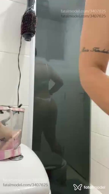 Acompanhante mulher com cabelo castanho de olhos castanhos em São Paulo - Luana