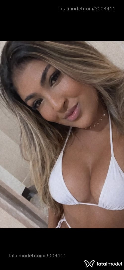 Acompanhante mulher loira (o) de olhos pretos em Sete Lagoas Acompanhante mulher loira (o) de olhos pretos em Sete Lagoas - Bela