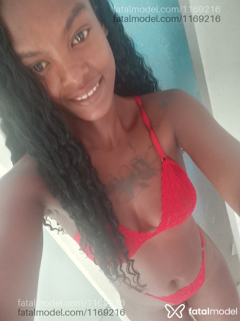 Acompanhante mulher morena (o) de olhos castanhos em Camaçari - Maria Paula