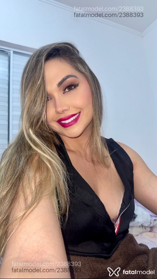 Acompanhante mulher loira (o) de olhos mel em Birigui Acompanhante mulher loira (o) de olhos mel em Birigui - Flávia Jesus
