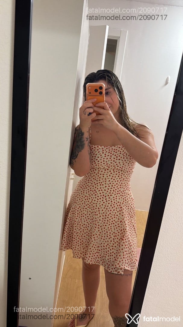 Acompanhante mulher loira (o) de olhos mel em Florianópolis - Baabyy