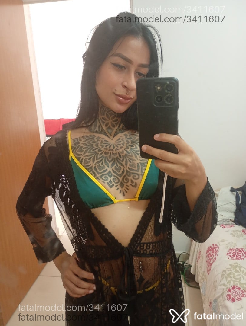 Acompanhante mulher morena (o) de olhos castanhos em Virtual Acompanhante mulher morena (o) de olhos castanhos em Virtual - Isabela Silva