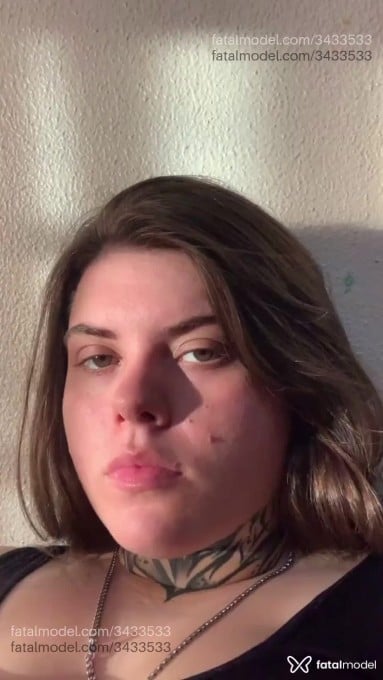Acompanhante mulher loira (o) de olhos verdes em Maringá Acompanhante mulher loira (o) de olhos verdes em Maringá - Bruna