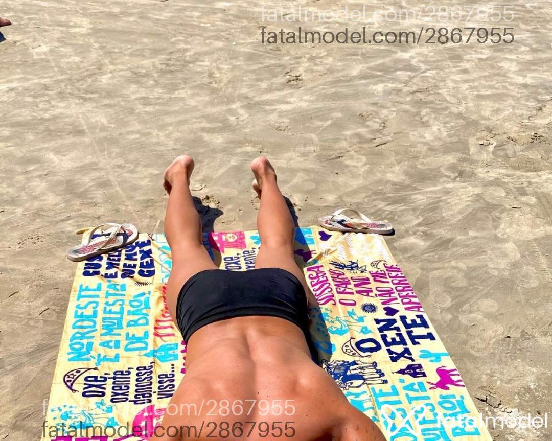 Acompanhante homem com cabelo castanho de olhos pretos - Judson Acompanhante homem com cabelo castanho de olhos pretos - Judson