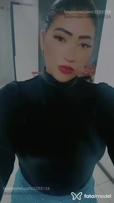 Acompanhante mulher morena (o) de olhos castanhos - Alice