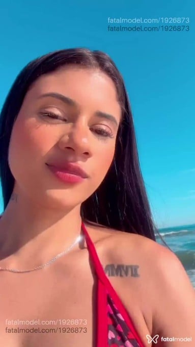 Acompanhante mulher com cabelo castanho de olhos castanhos - Scarlett Prado