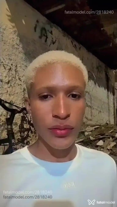 Acompanhante homem morena (o) de olhos castanhos em Ananindeua Acompanhante homem morena (o) de olhos castanhos em Ananindeua - Babyfeh