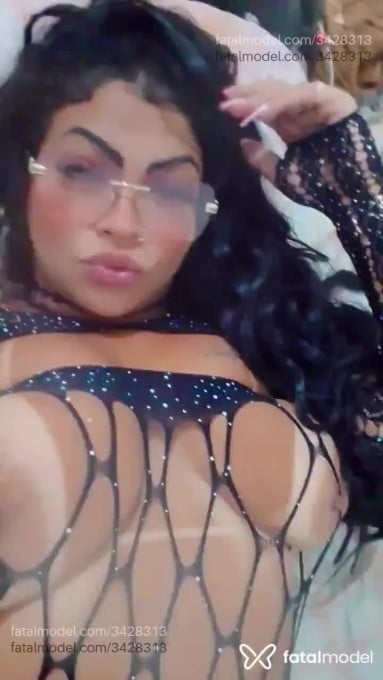 Acompanhante mulher morena (o) de olhos castanhos em São João de Meriti Acompanhante mulher morena (o) de olhos castanhos em São João de Meriti - Juju Tavares