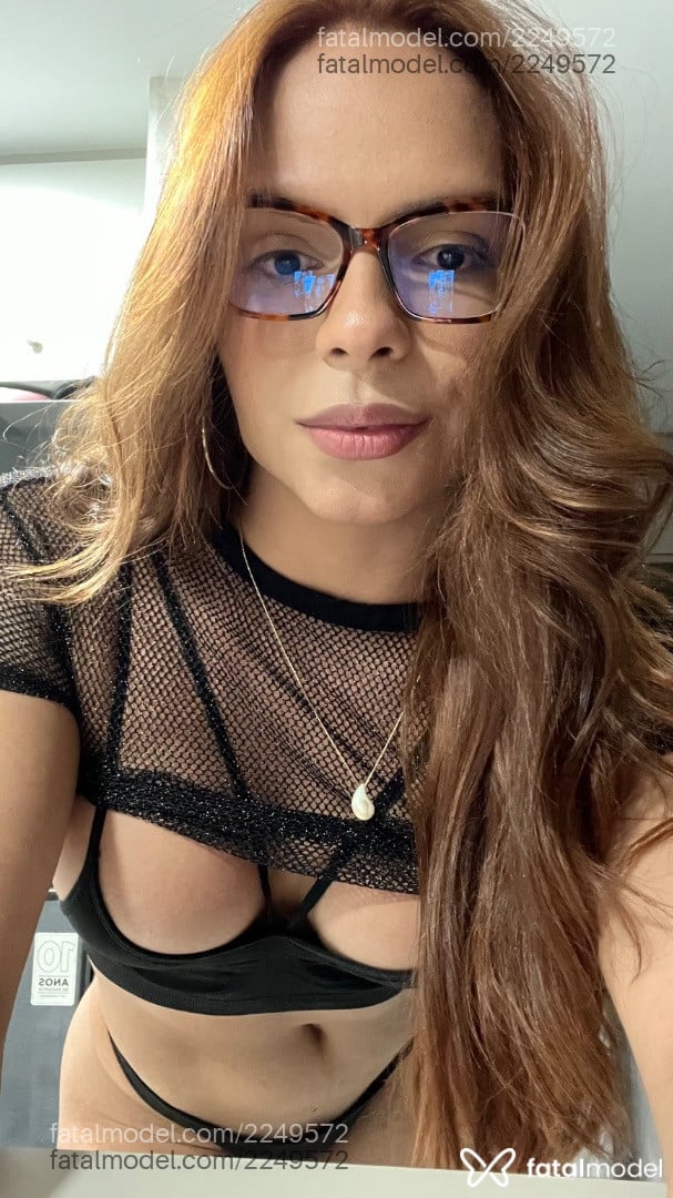 Acompanhante mulher trans loira (o) de olhos pretos em Brasília Acompanhante mulher trans loira (o) de olhos pretos em Brasília - Kiara Lemos