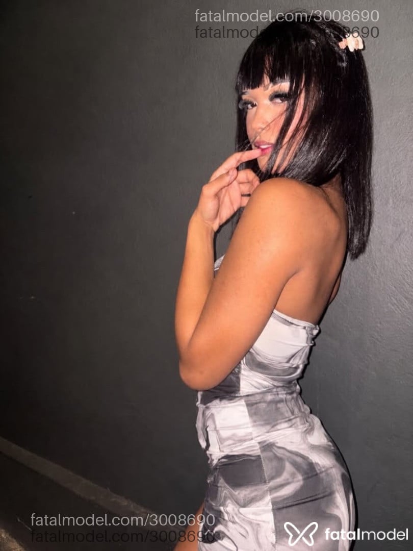 Acompanhante mulher trans morena (o) de olhos castanhos - Tifanny