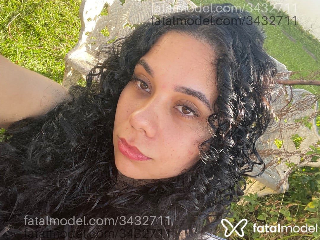 Acompanhante mulher morena (o) de olhos castanhos em Atibaia - Amora