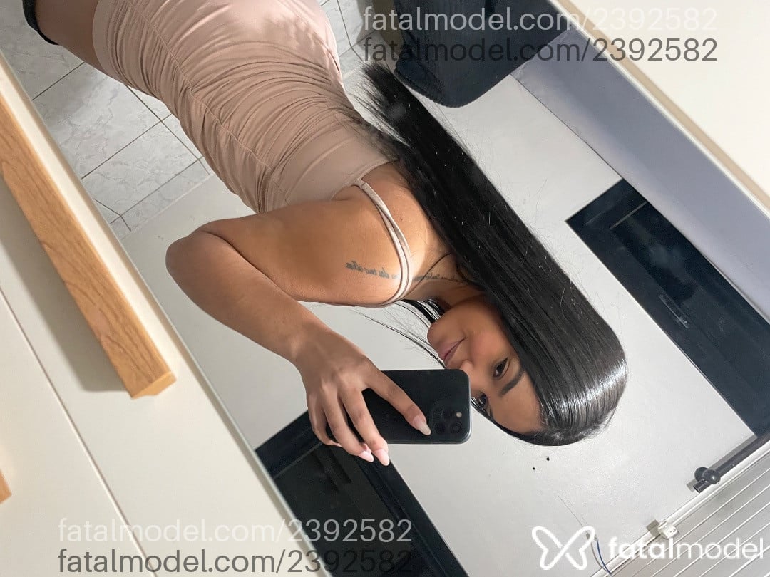 Acompanhante mulher morena (o) de olhos castanhos em Nova Prata Acompanhante mulher morena (o) de olhos castanhos em Nova Prata - Sophia