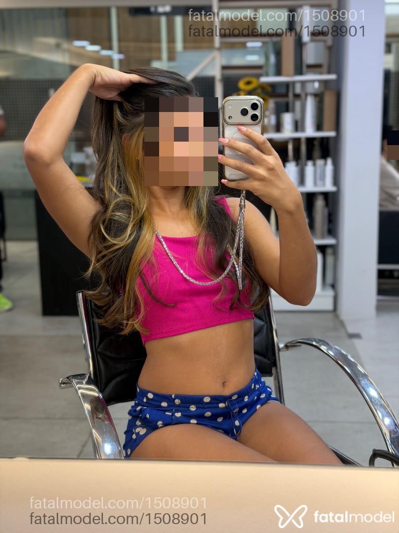 Acompanhante mulher com cabelo castanho de olhos castanhos em São Paulo - Sophie