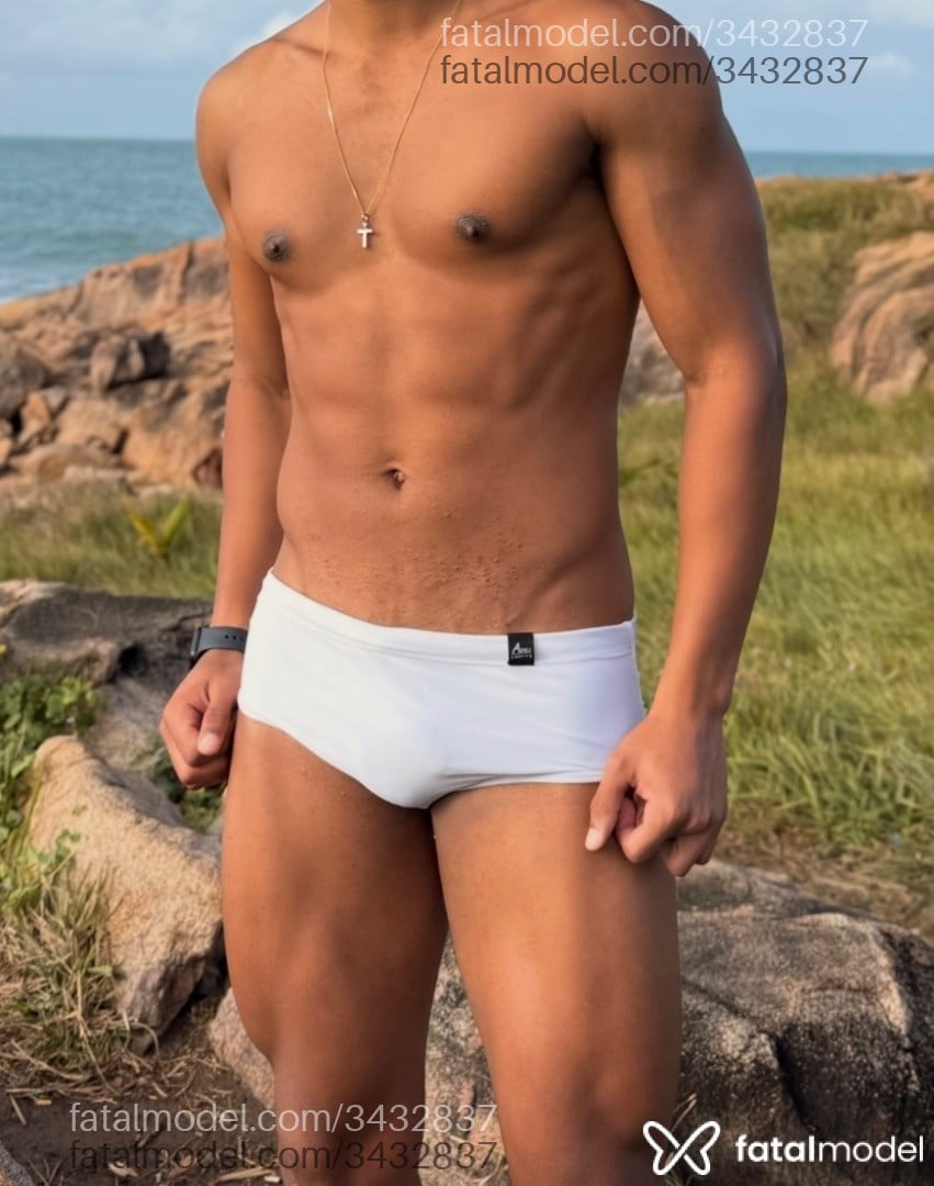 Acompanhante homem morena (o) de olhos pretos em Recife - Ton Giro