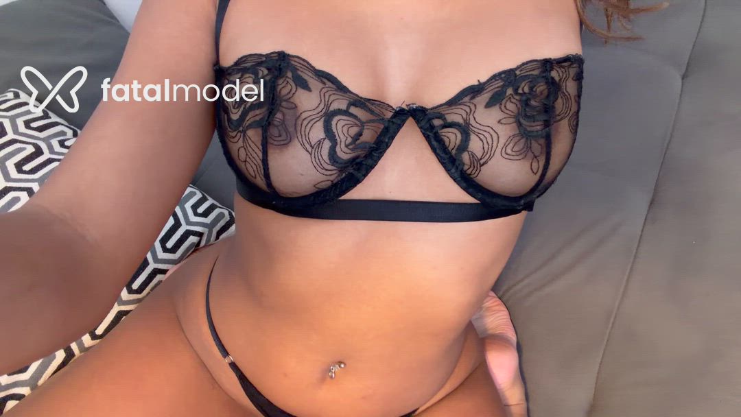 Acompanhante mulher com cabelo castanho de olhos castanhos - Aurora Ayla