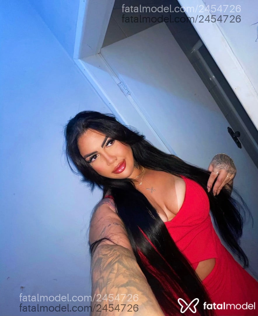 Acompanhante mulher morena (o) de olhos castanhos - Gabi