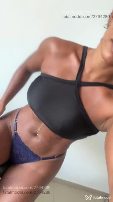 Acompanhante mulher morena (o) de olhos pretos em Rio de Janeiro - Jasmine