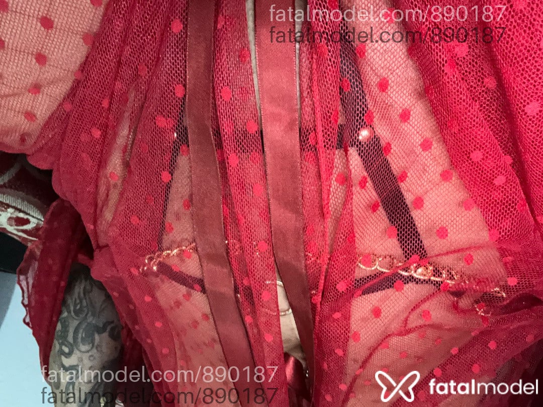 Acompanhante mulher ruiva (o) de olhos castanhos em Nova Friburgo - Isabella