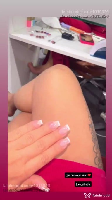 Acompanhante mulher com cabelo castanho de olhos castanhos - Dalila
