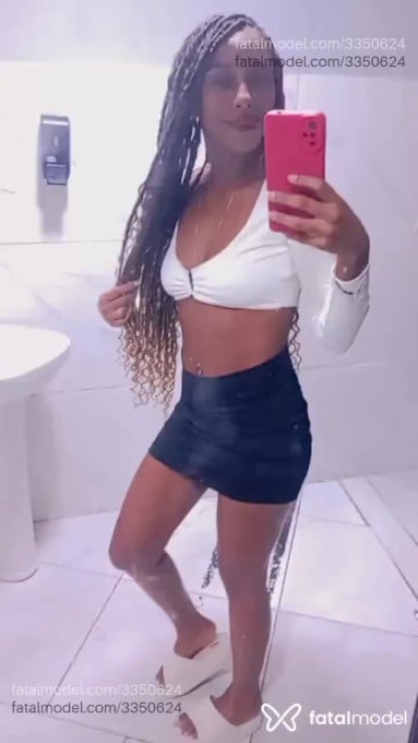Acompanhante mulher morena (o) de olhos castanhos - Fernanda