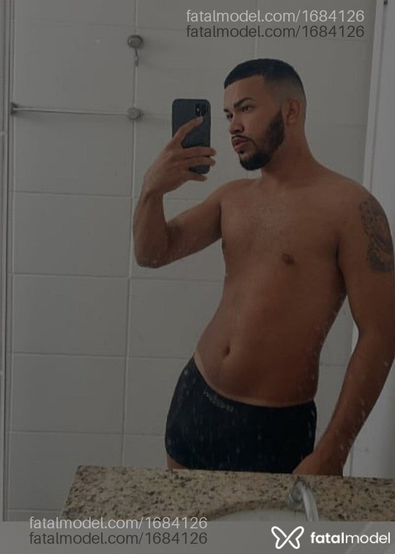 Acompanhante homem morena (o) de olhos castanhos em Florianópolis - Daniel