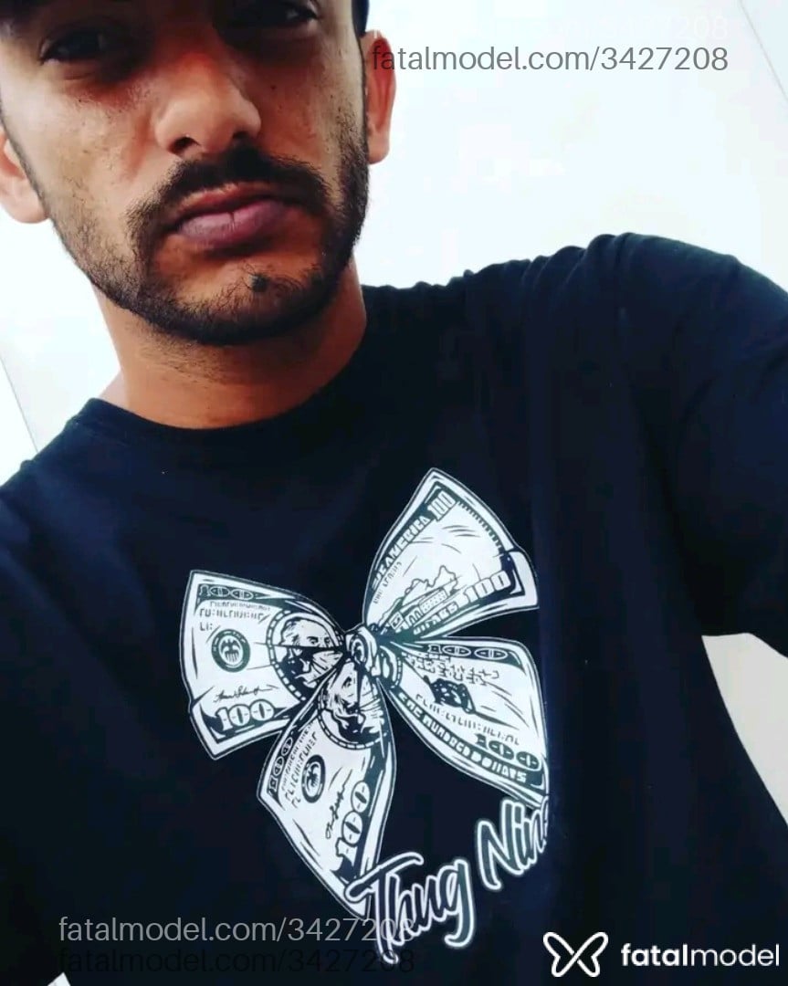 Acompanhante homem com cabelo castanho de olhos castanhos em Rio de Janeiro - Iagomaia