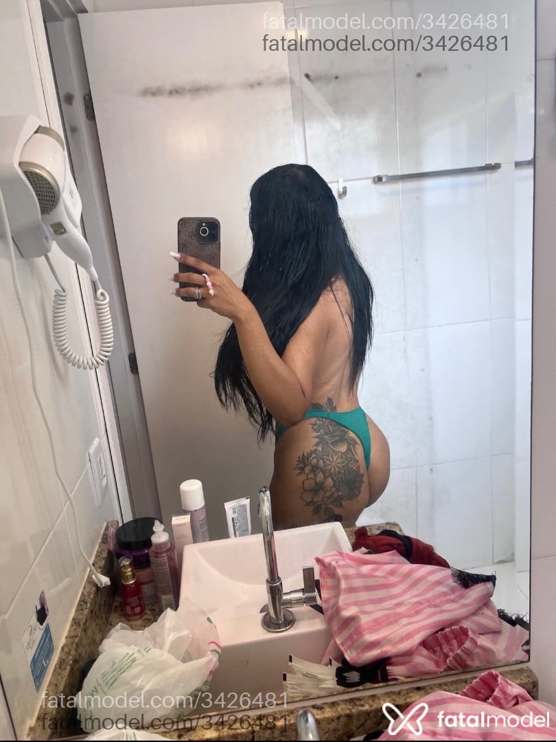 Acompanhante mulher morena (o) de olhos pretos em Belo Horizonte Acompanhante mulher morena (o) de olhos pretos em Belo Horizonte - Jade Souza