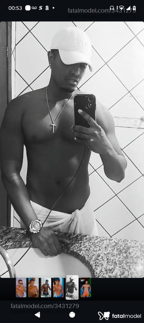 Acompanhante homem morena (o) de olhos pretos - Raffa San Carlos