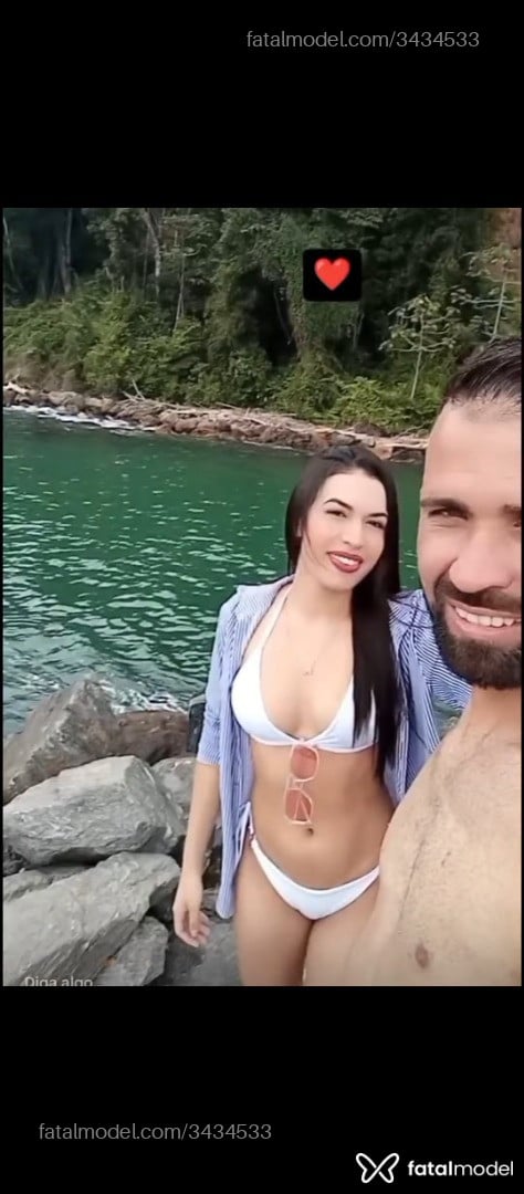 Acompanhante homem com cabelo castanho de olhos verdes em São Paulo - Hectoreyara